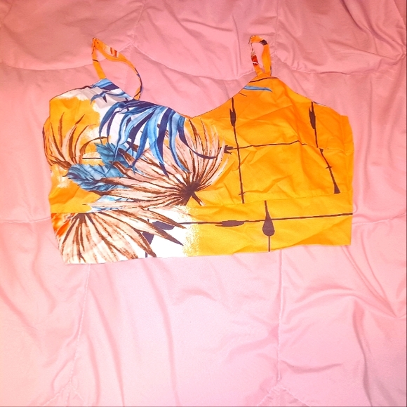 Xl (12) - 2 piece, short set - Picture 6 of 6